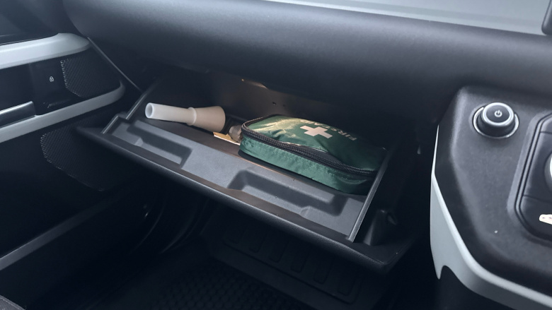 Land Rover Defender 110 Diesel 3.0 D250 Hard Top Auto